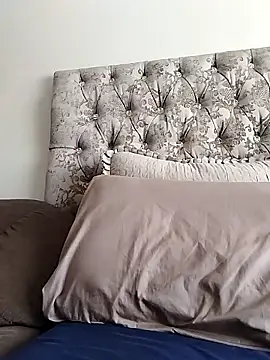 IndianLara online show from March 18, 12:10 pm