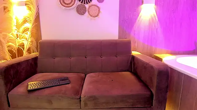 Damiian20  online show from November 25, 12:18 pm