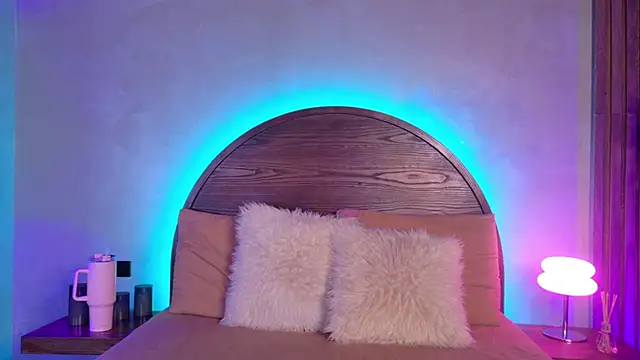 loana vegas online show from July 2, 4:02 pm