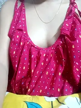 Sujatab250 online show from October 31, 7:07 pm