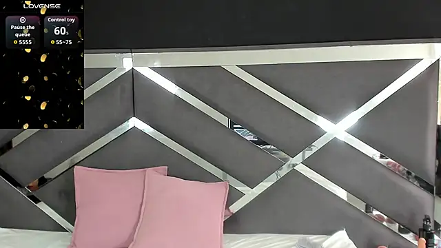 ScarlettParker online show from November 10, 1:17 pm