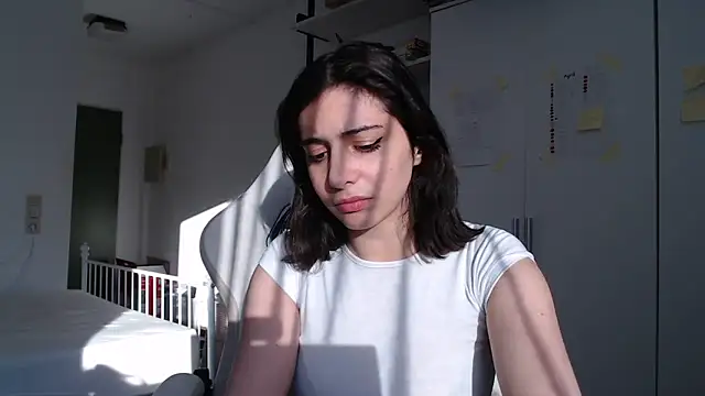 bellefleurrr online show from April 28, 5:28 pm