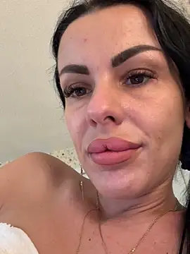 EmmaVayne online show from March 9, 8:45 pm