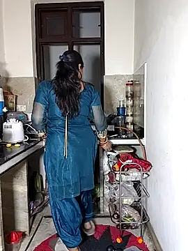 Heena-143 online show from February 10, 1:47 pm