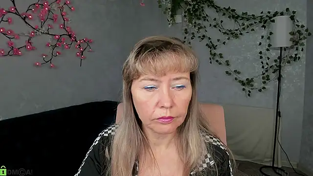 Carla Vogue online show from December 2, 11:01 am