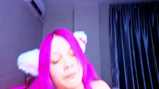 KittieHeart online show from May 2, 10:24 pm