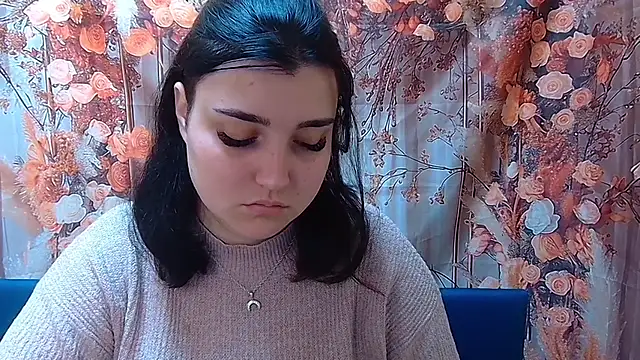 ScarletCargo online show from November 4, 6:18 am