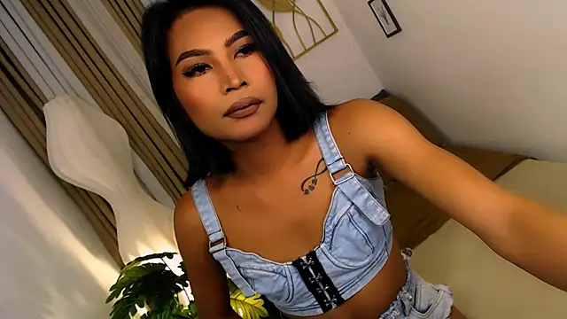 YourPrettyBella TS online show from July 2, 8:04 pm