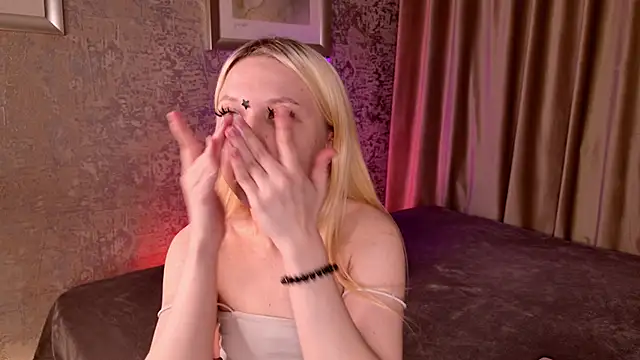 VivieSunn online show from June 5, 2:56 pm