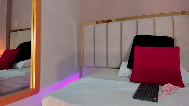 KeimyWilde online show from February 16, 7:03 pm