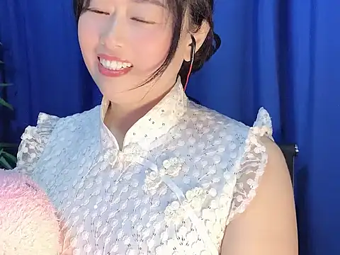 yaoyao22678 online show from November 22, 3:53 am