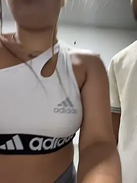 Hot2gether69 online show from November 6, 2:17 am