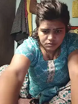 CUTE-GIRL-1 online show from June 26, 8:04 am