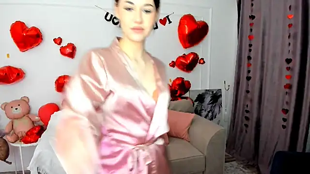 MakeYoueHappy online show from February 18, 3:38 am