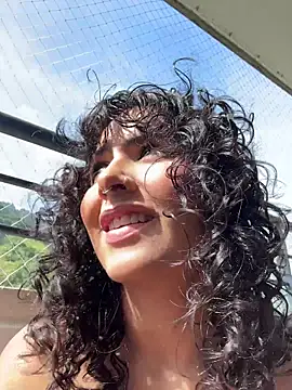 SugarTroubl33 online show from November 13, 2:16 pm