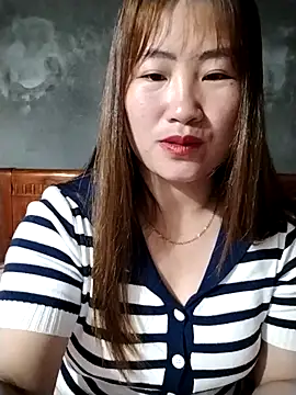 emini-xx online show from May 2, 12:03 am