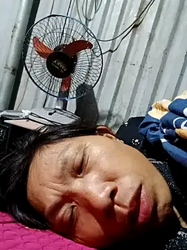 bella-la online show from November 26, 12:17 pm