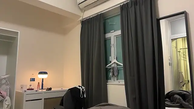 AlishaCheng online show from March 11, 4:31 pm