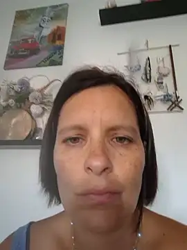 Piediniecollant online show from July 2, 7:58 am