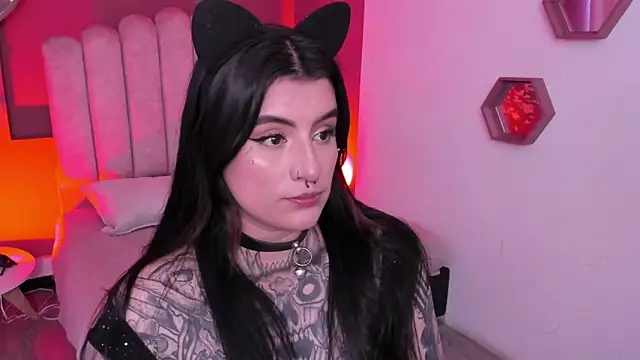 mia jagger online show from February 17, 7:35 pm