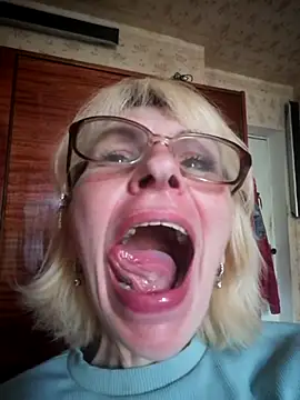 Georgette466 online show from June 24, 3:44 pm