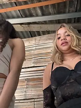 AriVelvet online show from December 18, 9:41 pm