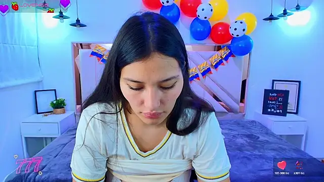 emmaa garciia online show from June 18, 3:52 am