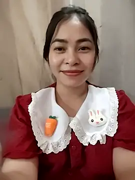 Bamboo-niee123 online show from April 28, 2:27 am