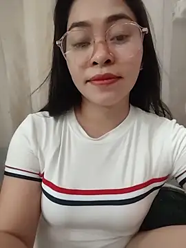 Bamboo-niee123 online show from June 15, 5:40 am