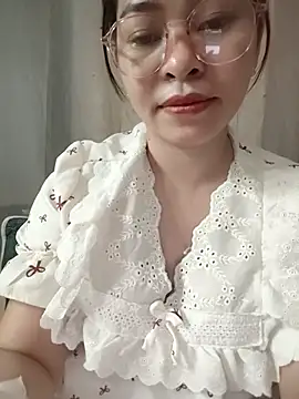 Bamboo-niee123 online show from June 16, 9:10 am