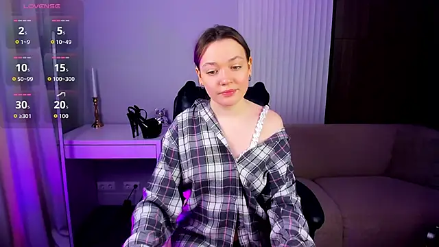 R I N A online show from December 20, 1:31 am