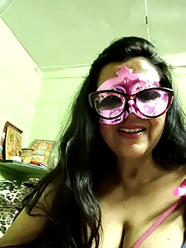 LOVE  RANI online show from June 30, 6:40 pm
