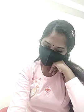 Green LaDY66 online show from November 24, 4:53 pm