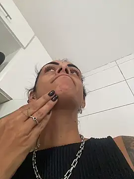 sabrinaneves online show from April 21, 1:18 pm