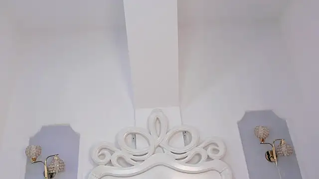 roxana scott1 online show from August 1, 3:41 am