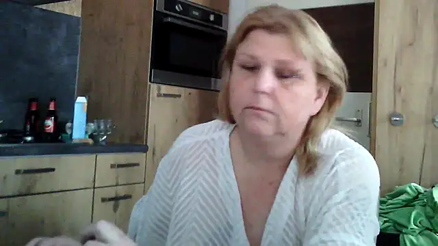 Sylviastar46 online show from March 27, 8:26 am