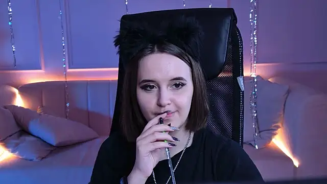 IreneBailey online show from January 16, 9:49 am