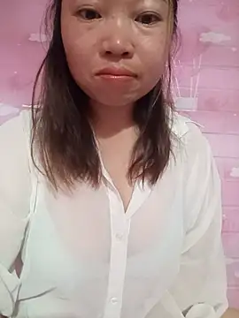julybe online show from July 26, 3:53 pm