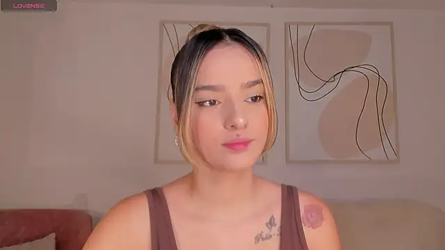 LaurentRosse1 online show from June 10, 8:18 pm