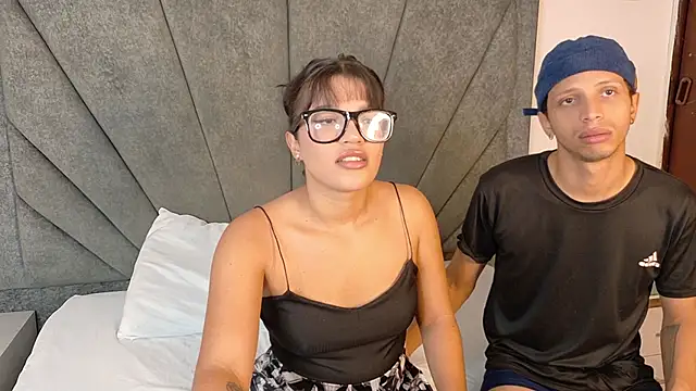 DamianandEva online show from February 5, 1:47 pm