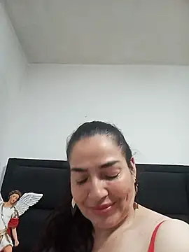 MaryRoze  online show from May 1, 1:09 am