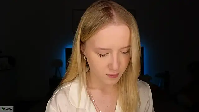 adele armass online show from February 5, 9:07 pm