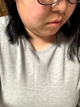 mina mi na online show from November 14, 11:10 am