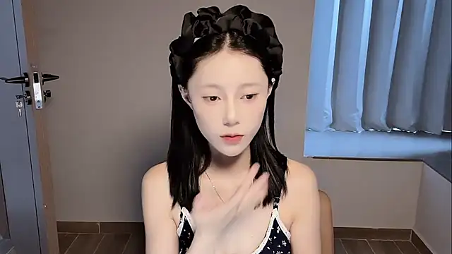 yuyu-33 online show from August 1, 6:04 am