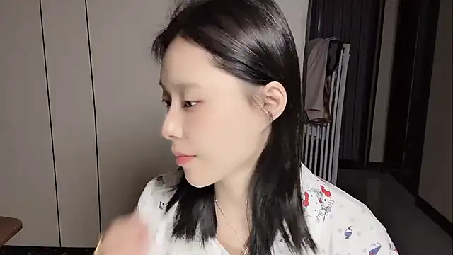 yuyu-33 online show from June 21, 3:49 pm