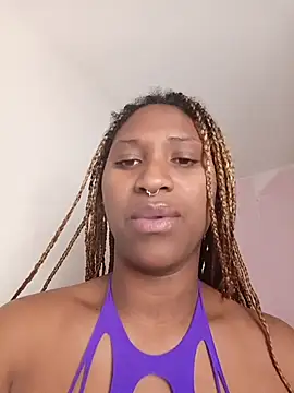 EvonyFoxxx online show from July 29, 2:11 am