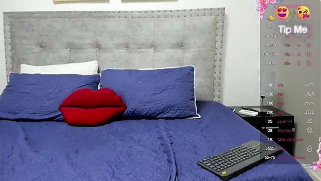 Emily nezdoll online show from May 20, 7:16 am