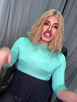 melani ferraraa  online show from July 5, 4:08 am
