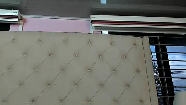 scarlett leblanc  online show from July 30, 11:55 am