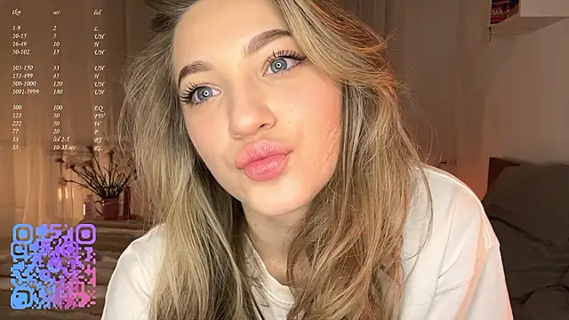 OrethaEredia online show from March 13, 5:14 pm